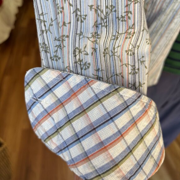 Robert Graham M Subtle Striped long sleeved shirt - Picture 5 of 9